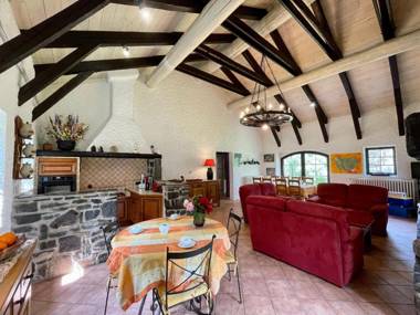 Gîte Queyrières 5 pièces 8 personnes - FR-1-582-285