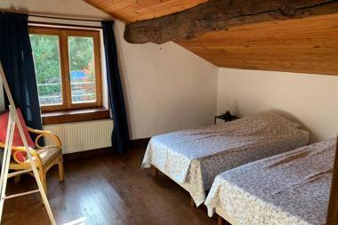 Gîte Châtaignier au Château des Pauses