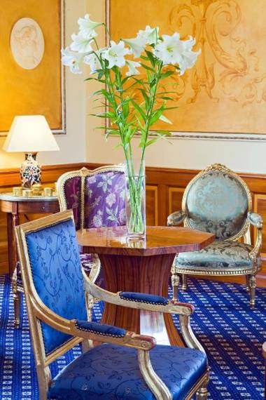 Hotel Chateau De Sully