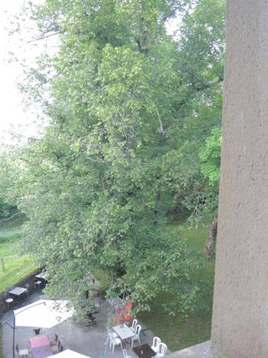 Hôtel Restaurant les Platanes