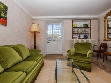 Beautiful Holiday Home near Forest in Montfaucon