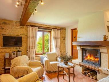 Gîte Besse 4 pièces 6 personnes - FR-1-616-149