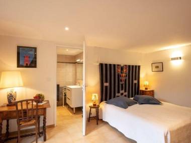 Gîte Besse 4 pièces 6 personnes - FR-1-616-149