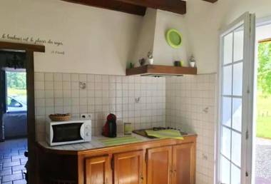 Maison de 2 chambres avec jardin clos a Lasse