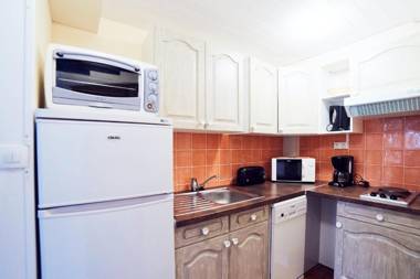 Maison de 2 chambres avec jardin amenage et wifi a La Chapelle Geneste