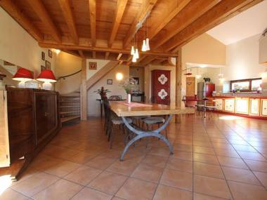 Gîte Roche-en-Régnier 4 pièces 6 personnes - FR-1-582-192