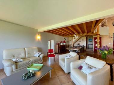 Gîte Roche-en-Régnier 4 pièces 6 personnes - FR-1-582-192