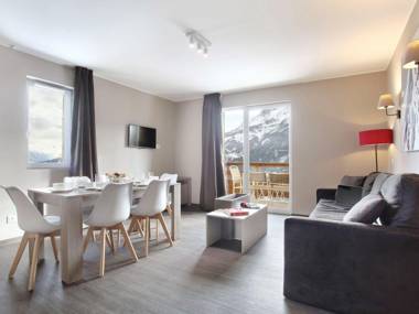 Apartment in the active Pra Loup and Espace Lumière