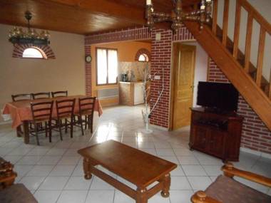 Gîte Sanghen 4 pièces 8 personnes - FR-1-376-73