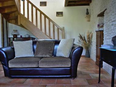 Gîte Lorcy 3 pièces 5 personnes - FR-1-590-58