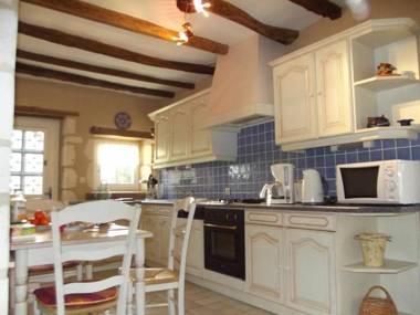 Villa Saint-Aigny 3 pièces 4 personnes - FR-1-591-44