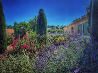 Gîte Neuvic 4 pièces 5 personnes - FR-1-616-110