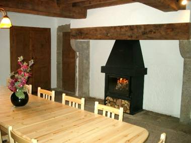 Gîte Le Crozet 5 pièces 12 personnes - FR-1-496-100