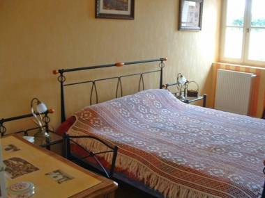 Gîte Saint-Mars-sous-Ballon 4 pièces 6 personnes - FR-1-410-161