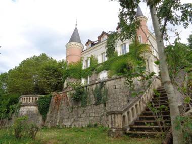 Chateau de Saint-Genix