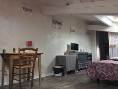 Les Rêves d'Églantine et d'Augusta Chambres et Gîtes