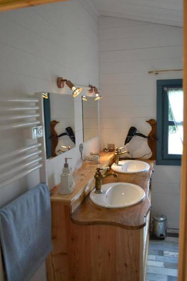 Le Jardin des Pierres Brunes