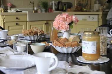 Les Deux Abbesses en Vert | La Grande Maison B&B