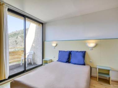 Vacancéole - Le Domaine de Confolant