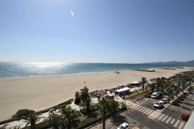 Appartement 2 pieces en front de mer