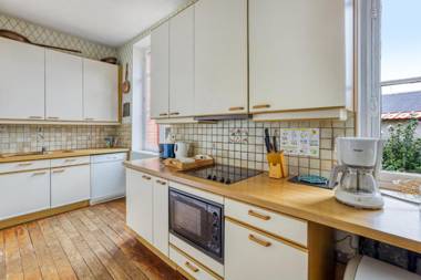 Villa de 4 chambres avec piscine privee jardin clos et wifi a Lucenay les Aix