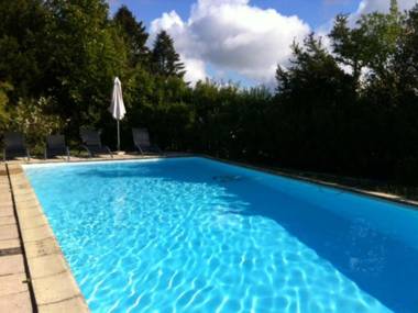 Gîte Saint-Haon-le-Vieux 4 pièces 5 personnes - FR-1-496-31