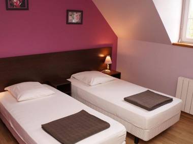 Gîte Saint-Mars-sur-Colmont 5 pièces 8 personnes - FR-1-600-174