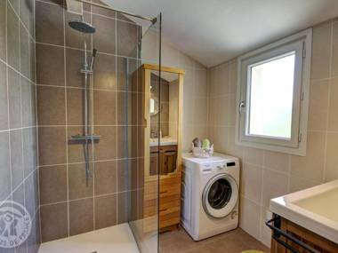 Gîte Genilac 3 pièces 3 personnes - FR-1-496-114