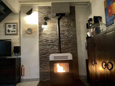 Gîte Chagnon 2 pièces 2 personnes - FR-1-496-125