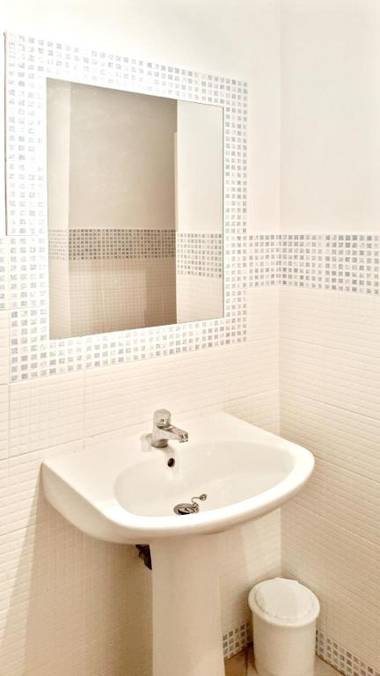 Appartement de 2 chambres a Saint Cyr sur Mer a 250 m de la plage avec jardin clos et wifi