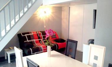 Maison d'une chambre avec terrasse amenagee et wifi a Rodes