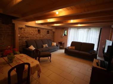 Gîte Taintrux 5 pièces 10 personnes - FR-1-589-232