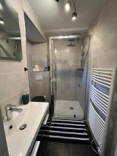 La Suite D'Hélène - Appartement T2 50m2 Scionzier by La Villa d'hélène chambres d'hôte