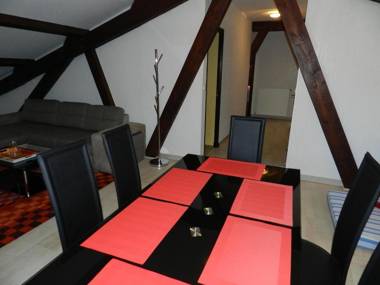 GITE du DOMAINE des PIERRES DOREES