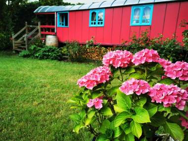 La Maison des Oiseaux. Roulotte