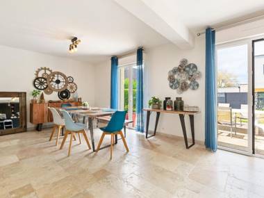 Elegant Holiday Home in Touques with Fenced Garden