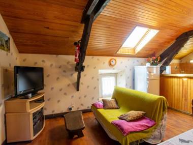 Gîte Doissat 5 pièces 8 personnes - FR-1-616-22