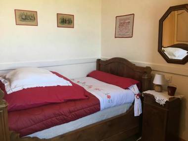 Gîte Montmirail 5 pièces 8 personnes - FR-1-410-266