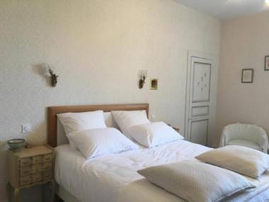 Gîte Montmirail 5 pièces 8 personnes - FR-1-410-266