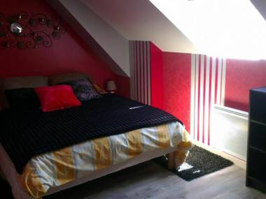 Gîte Carelles 7 pièces 12 personnes - FR-1-600-62