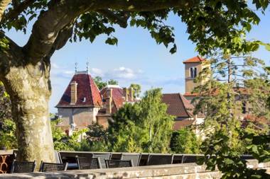 Logis Hôtel et Spa le Savigny