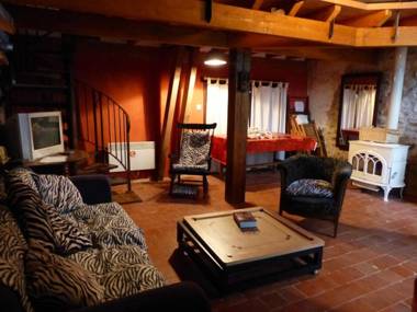 Gîte Beaune-d'Allier 4 pièces 6 personnes - FR-1-489-246