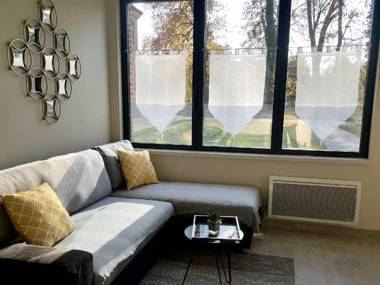 Studio avec jardin et wifi a Abondant