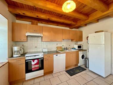 Gîte Ceyssac 4 pièces 6 personnes - FR-1-582-181