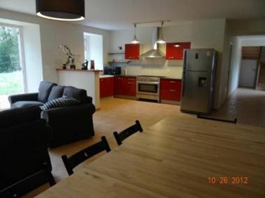 Gîte La Bazoge 6 pièces 10 personnes - FR-1-410-213