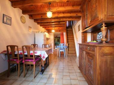 Gîte Lantriac 3 pièces 4 personnes - FR-1-582-141