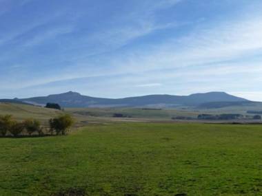 Gîte Lantriac 3 pièces 4 personnes - FR-1-582-141