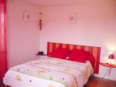 Gîte Renaison 4 pièces 6 personnes - FR-1-496-110