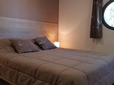 Gîte Veauchette 3 pièces 4 personnes - FR-1-496-79