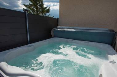Le Feneau Maison d'hôtes avec jacuzzi